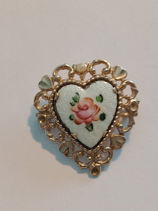 Coro Jewelry - Vtg Coro Goldton Heart Pin with Rose in the Center Guilloche & Enamel 1 1/8'' H